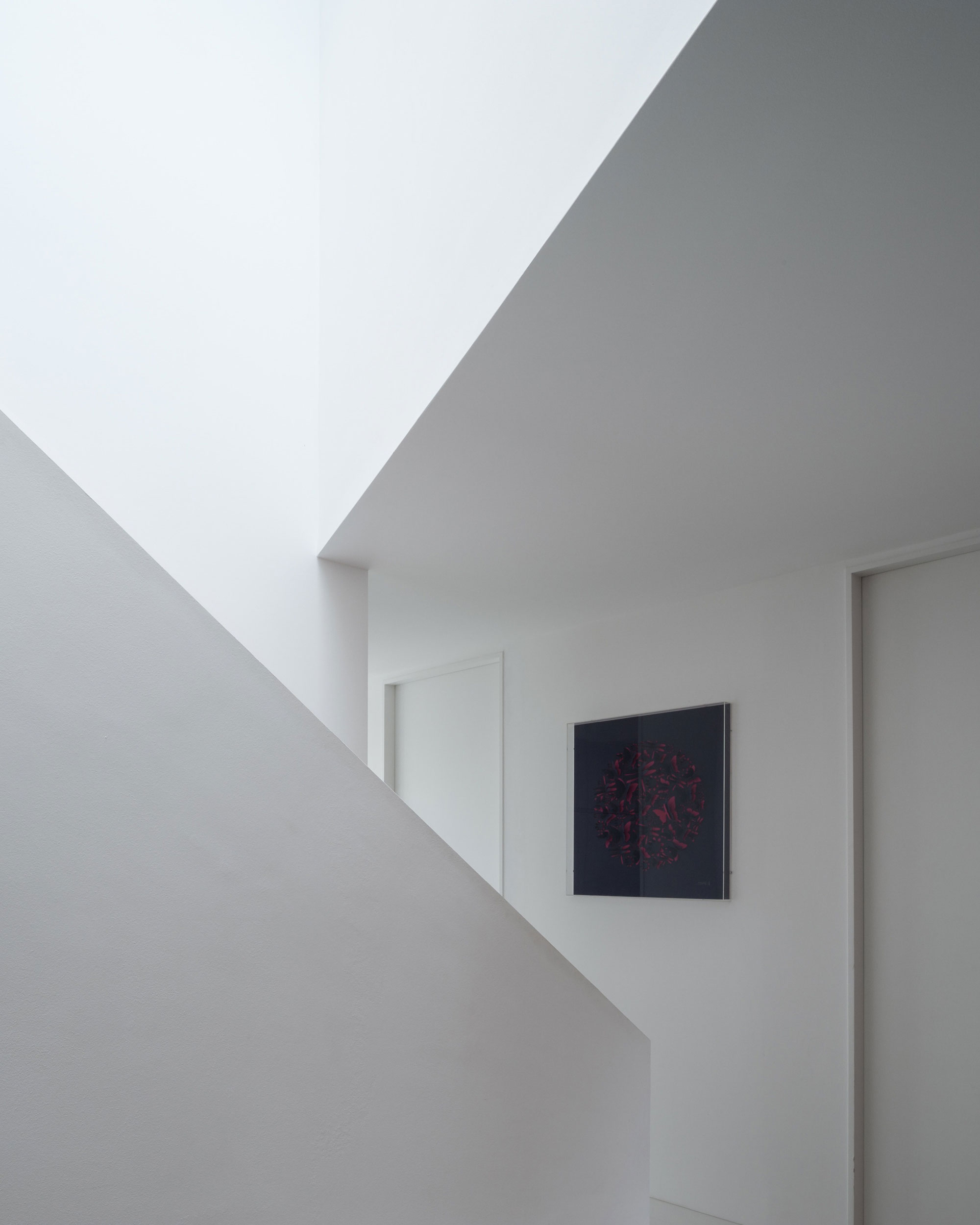 A Beautiful Multi-Faceted Modern Home for a Family of Three Generations in Surrey, England by SOUP Architects (17)