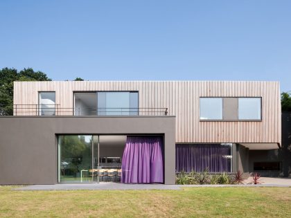 A Beautiful Multi-Faceted Modern Home for a Family of Three Generations in Surrey, England by SOUP Architects (5)