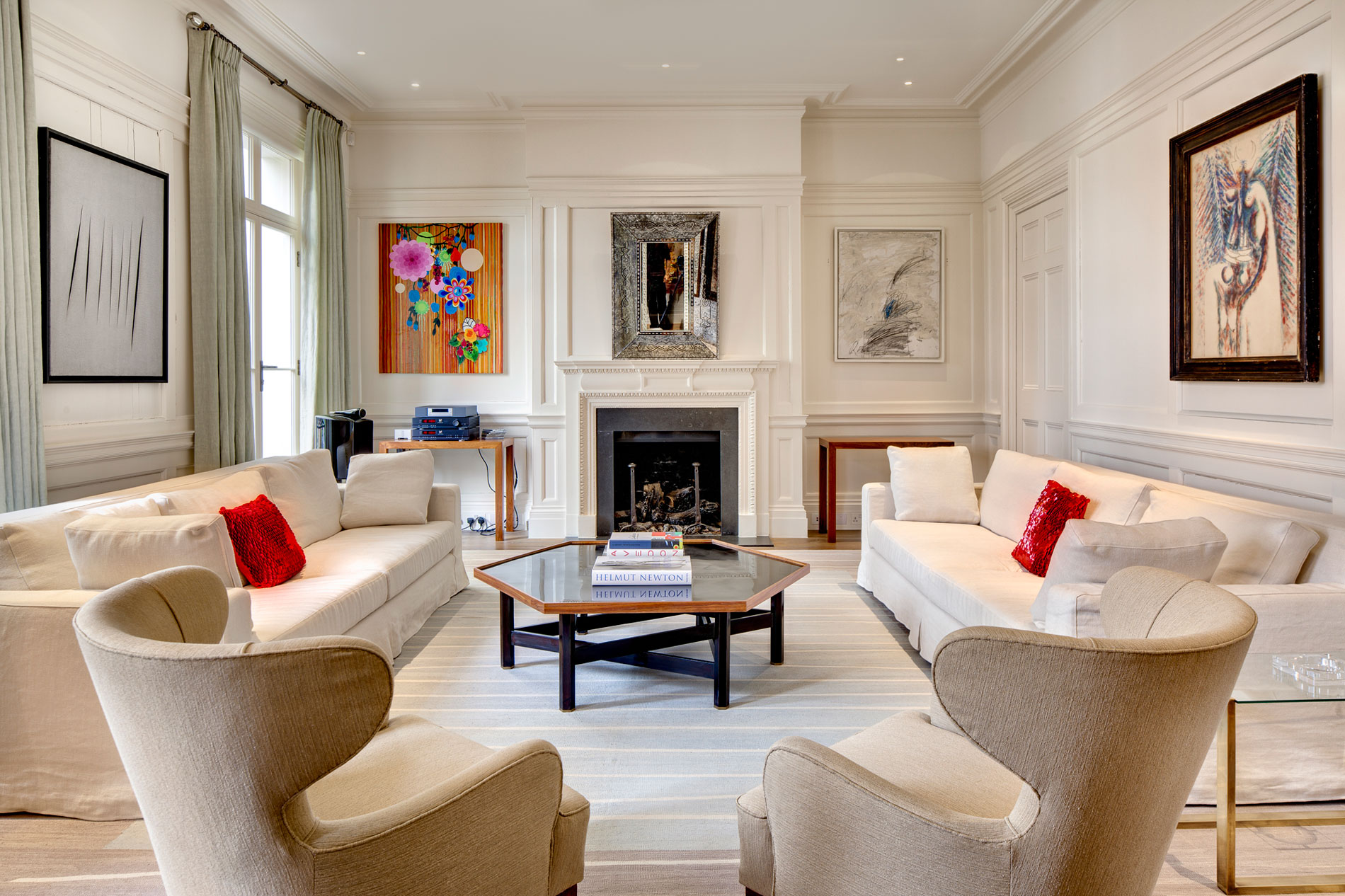 A Bright and Beautiful Family Home for Spectacular Art Collectors in London by DOSarchitects (4)