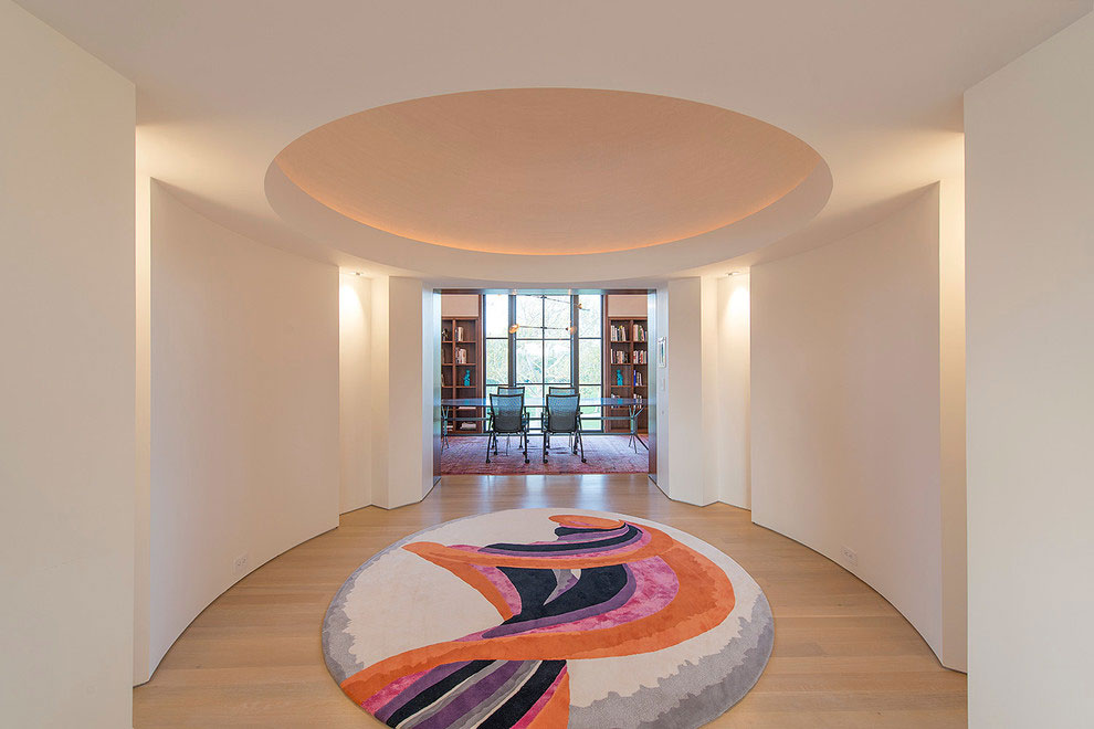 A Beautiful and Spacious House with Stunning Interiors in Southampton by Julia Roth Design (14)