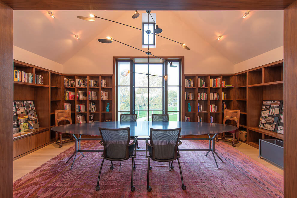 A Beautiful and Spacious House with Stunning Interiors in Southampton by Julia Roth Design (15)