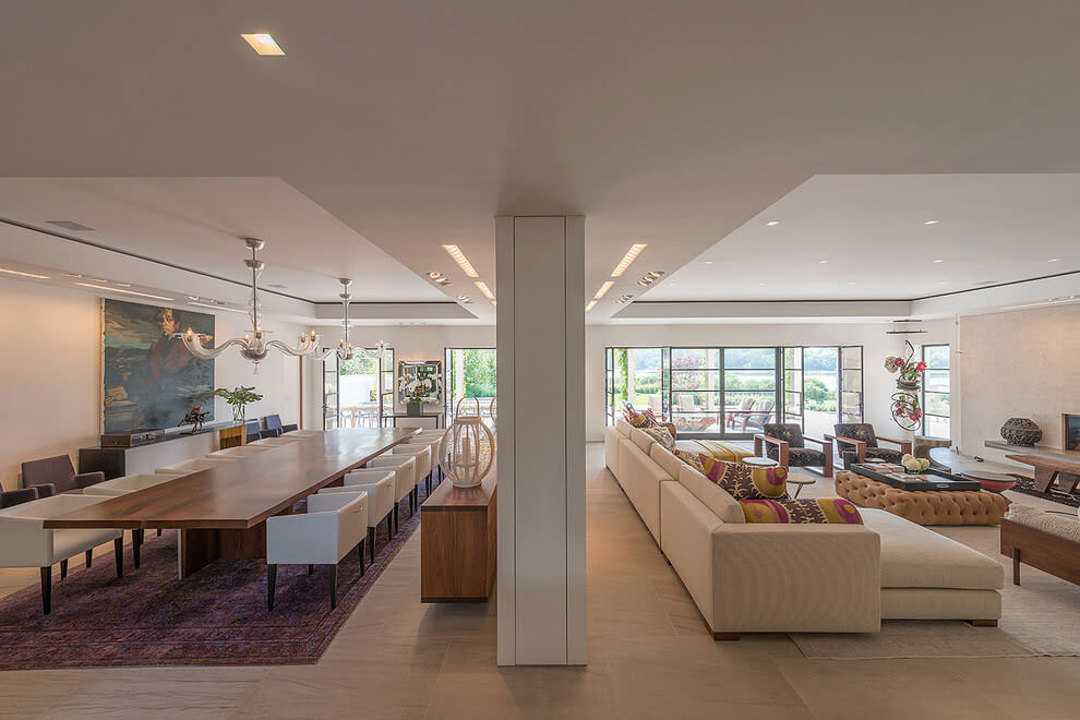 A Beautiful and Spacious House with Stunning Interiors in Southampton by Julia Roth Design (2)