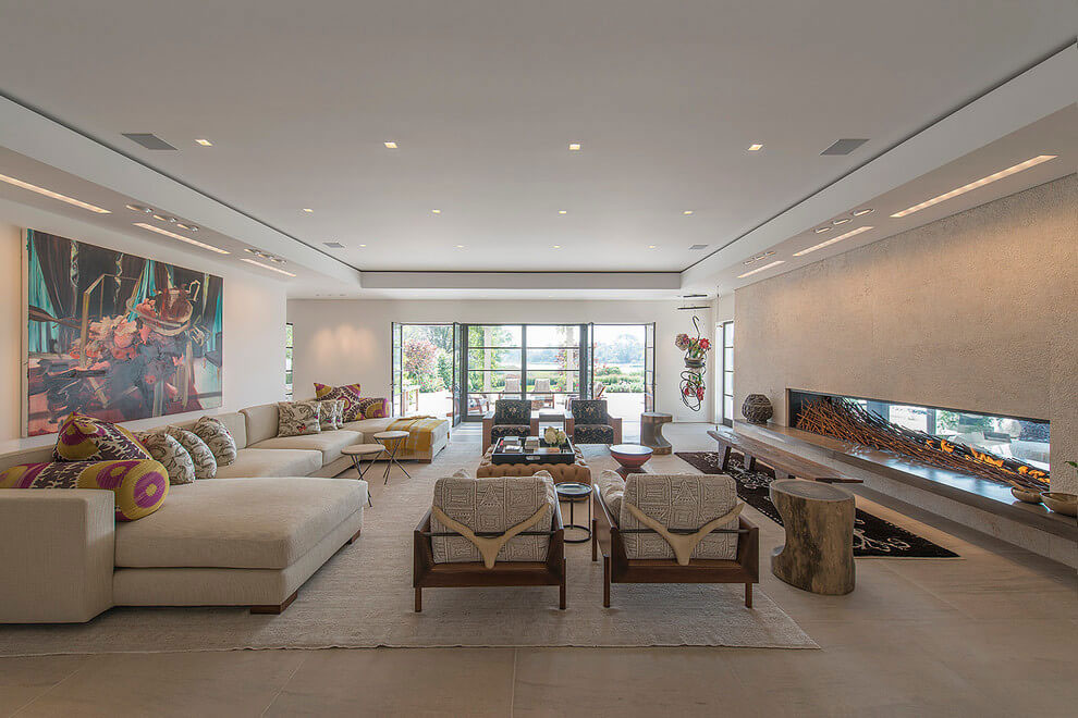A Beautiful and Spacious House with Stunning Interiors in Southampton by Julia Roth Design (3)