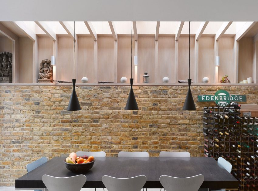 A Bright Contemporary Home with Plenty of Natural Light in London, England by Platform 5 Architects (7)