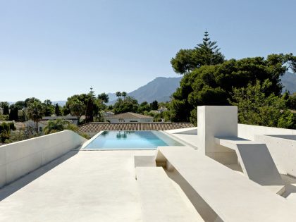 A Bright Modern Concrete Home with Cantilevered Rooftop Pool in Marbella, Spain by Wiel Arets Architects (9)