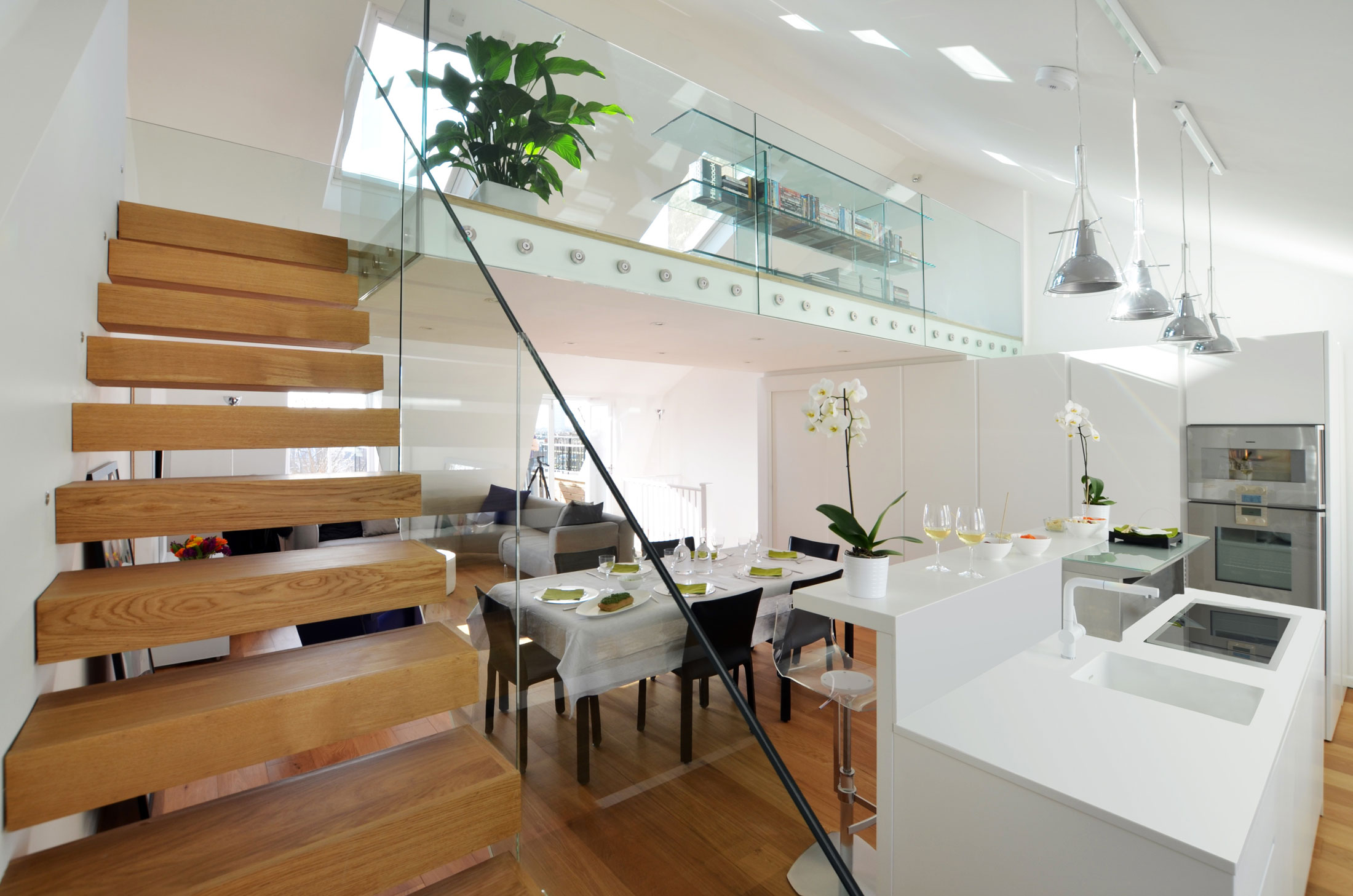 A Bright Modern Maisonette Apartment in the Heart of Maida Vale by Daniele Petteno Architecture Workshop (12)