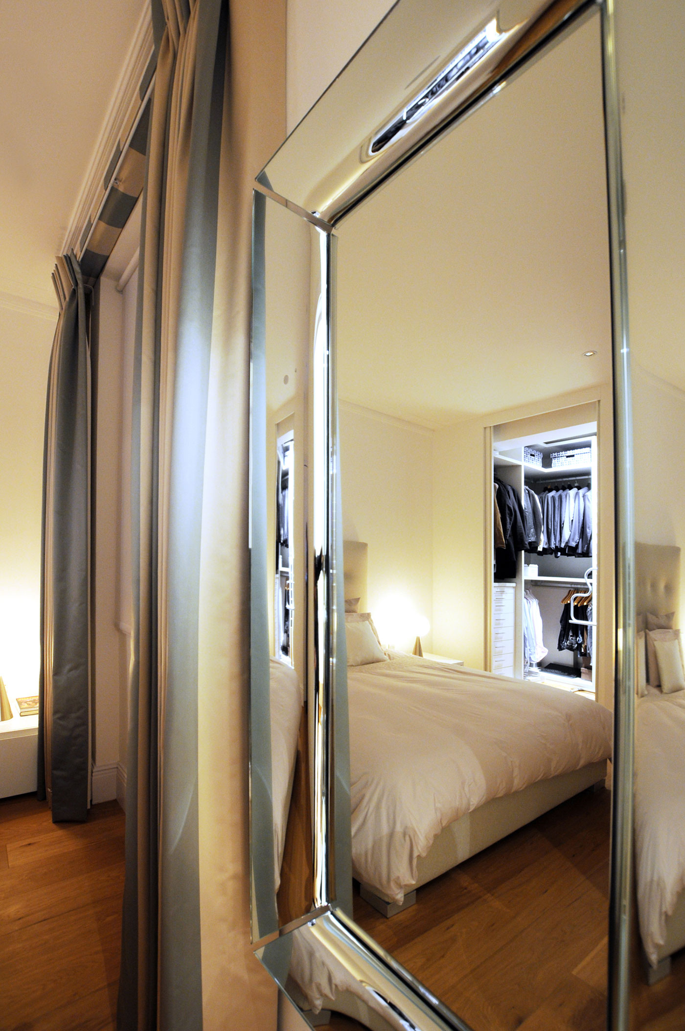 A Bright Modern Maisonette Apartment in the Heart of Maida Vale by Daniele Petteno Architecture Workshop (28)