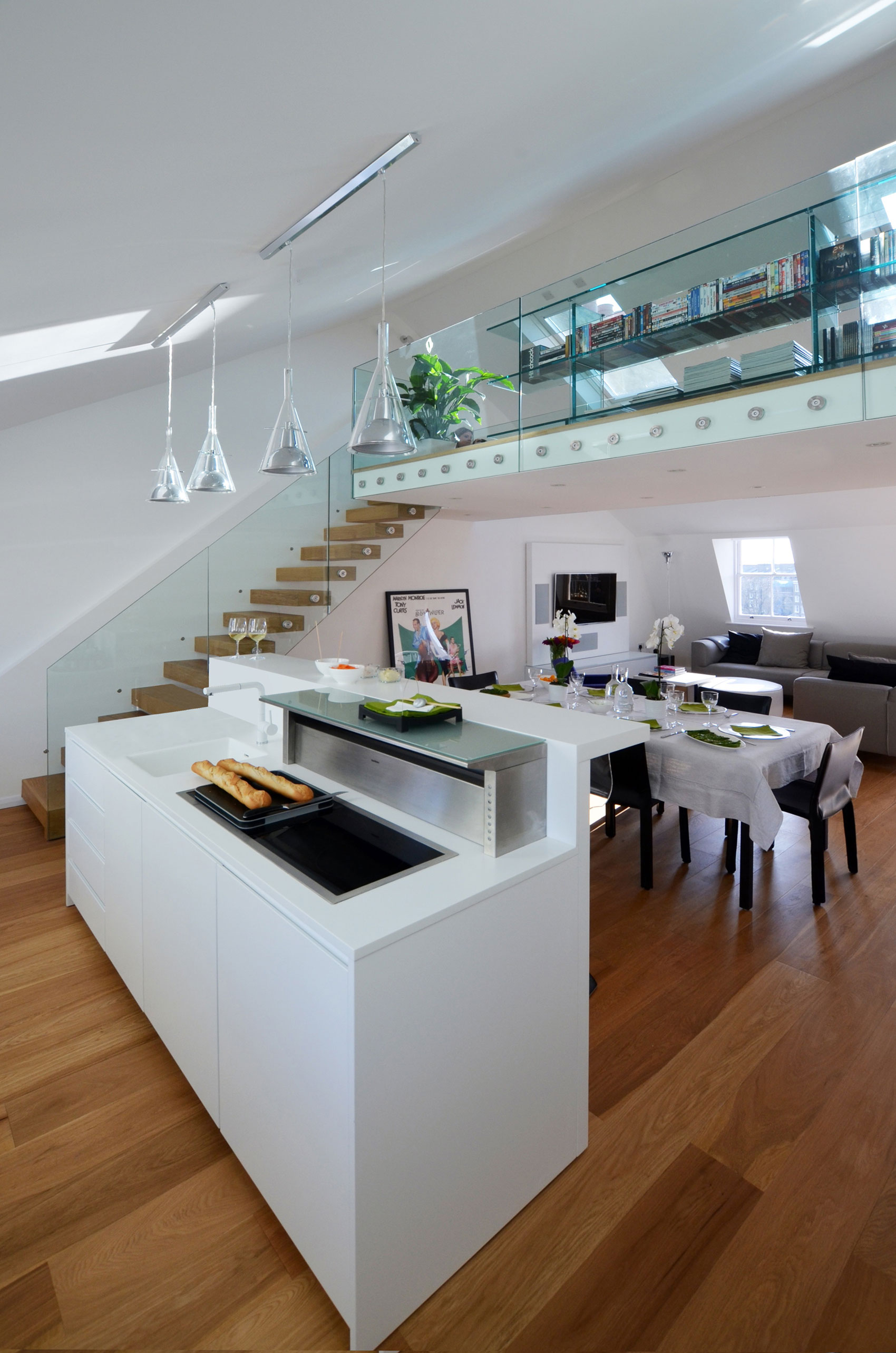 A Bright Modern Maisonette Apartment in the Heart of Maida Vale by Daniele Petteno Architecture Workshop (8)