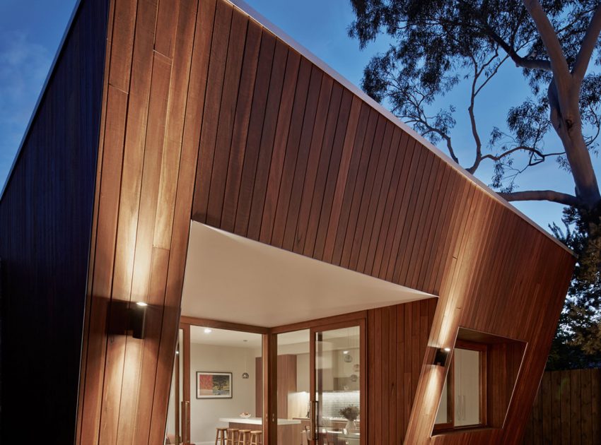 A Bright Timber-Clad Home with Vibrant and Luminous Interiors in Thornbury by Mesh Design (13)