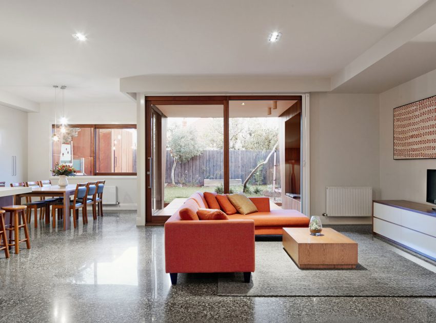 A Bright Timber-Clad Home with Vibrant and Luminous Interiors in Thornbury by Mesh Design (7)