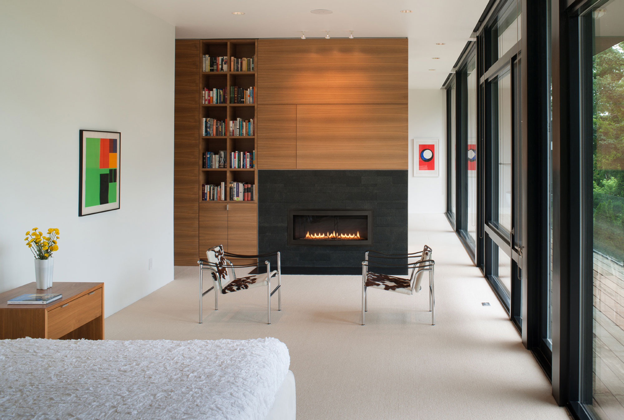A Bright Contemporary Waterfront Home Overlaps Stone and Glass Volumes in Cabin John by Robert M. Gurney Architect (14)
