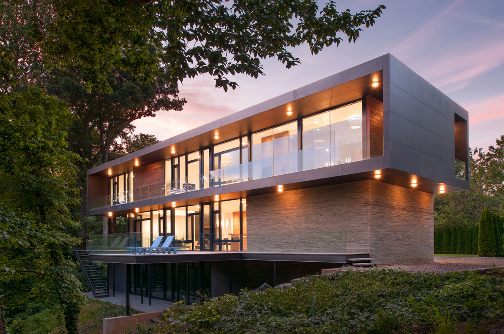 A Bright Contemporary Waterfront Home Overlaps Stone and Glass Volumes in Cabin John by Robert M. Gurney Architect (20)