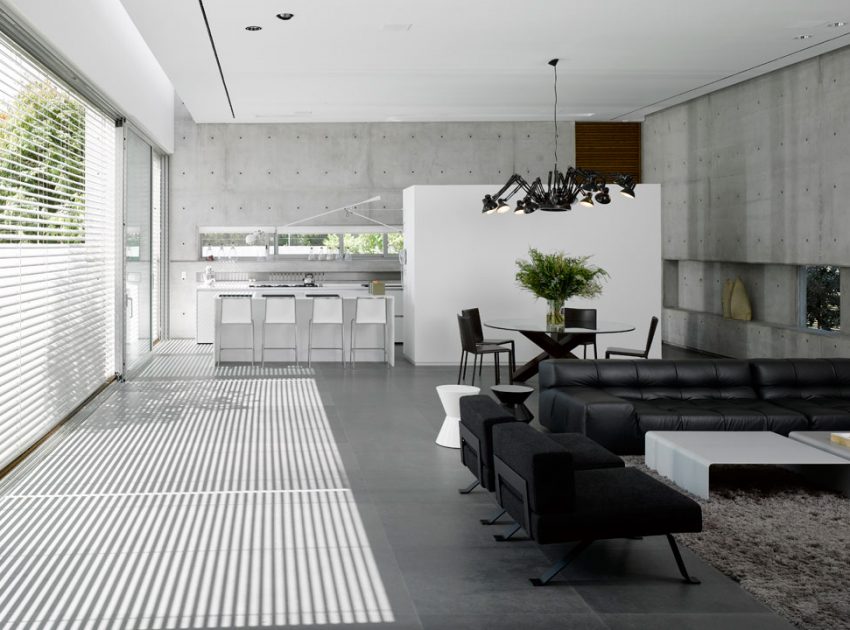 A Bright and Airy Contemporary Home with White and Concrete Surface in Tel Aviv by Axelrod Architects (2)