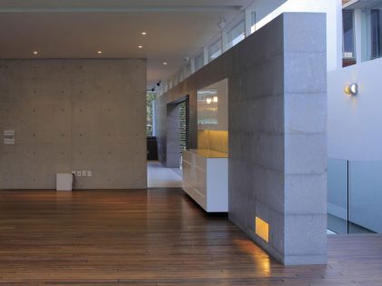 A Bright and Beautiful Modern House From Glass, Wood and Concrete in Guadalajara, México by Hernandez Silva Arquitectos (13)