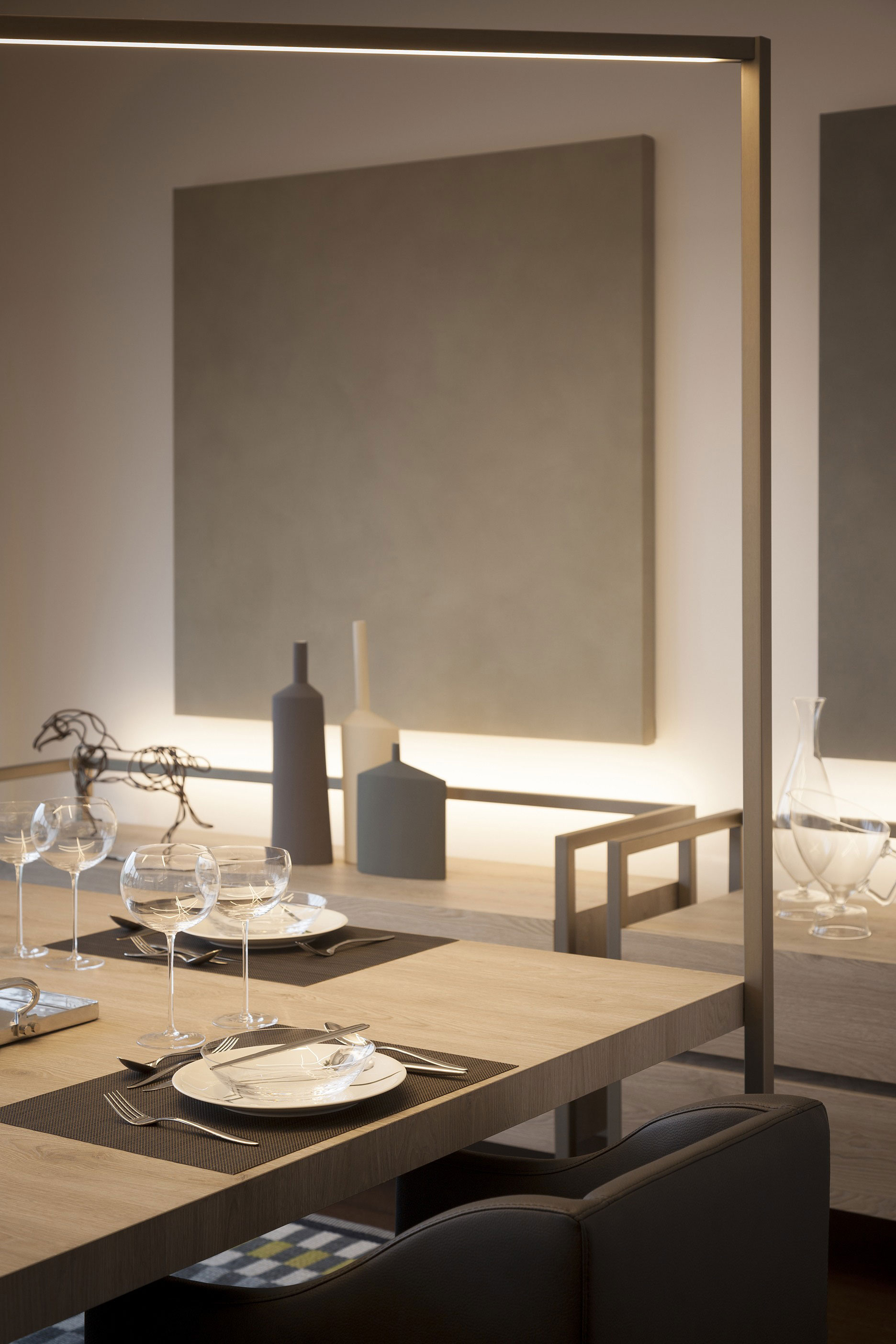 A Chic Apartment with Warm Interior and Ingeniously Light Fixtures in Milan, Italy by Matteo Nunziati (5)