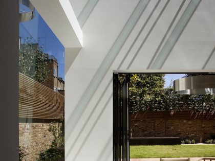 A Classic Victorian Terraces Transformed into an Outstanding Modern Family Home in London by DOS Architects (9)