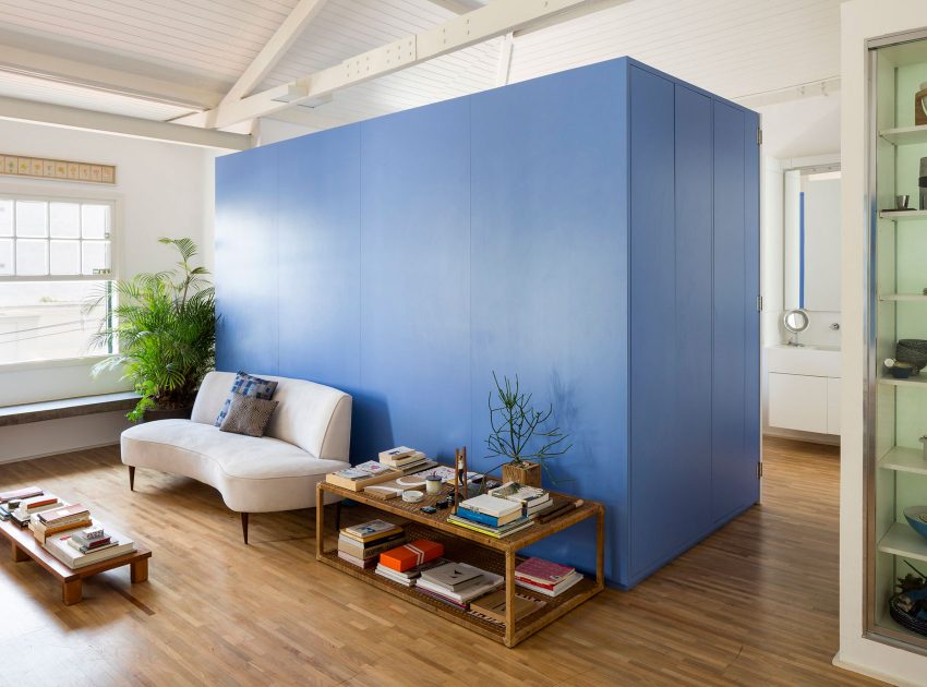 A Colorful and Sophisticated Apartment with Vibrant Interiors in Pinheiros by RSRG Arquitetos (1)