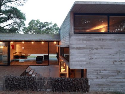 A Contemporary Concrete House Nestled in the Forest Glade with Natural Light of Buenos Aires by Luciano Kruk and María Victoria Besonías (18)