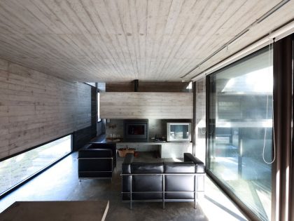 A Contemporary Concrete House Nestled in the Forest Glade with Natural Light of Buenos Aires by Luciano Kruk and María Victoria Besonías (4)