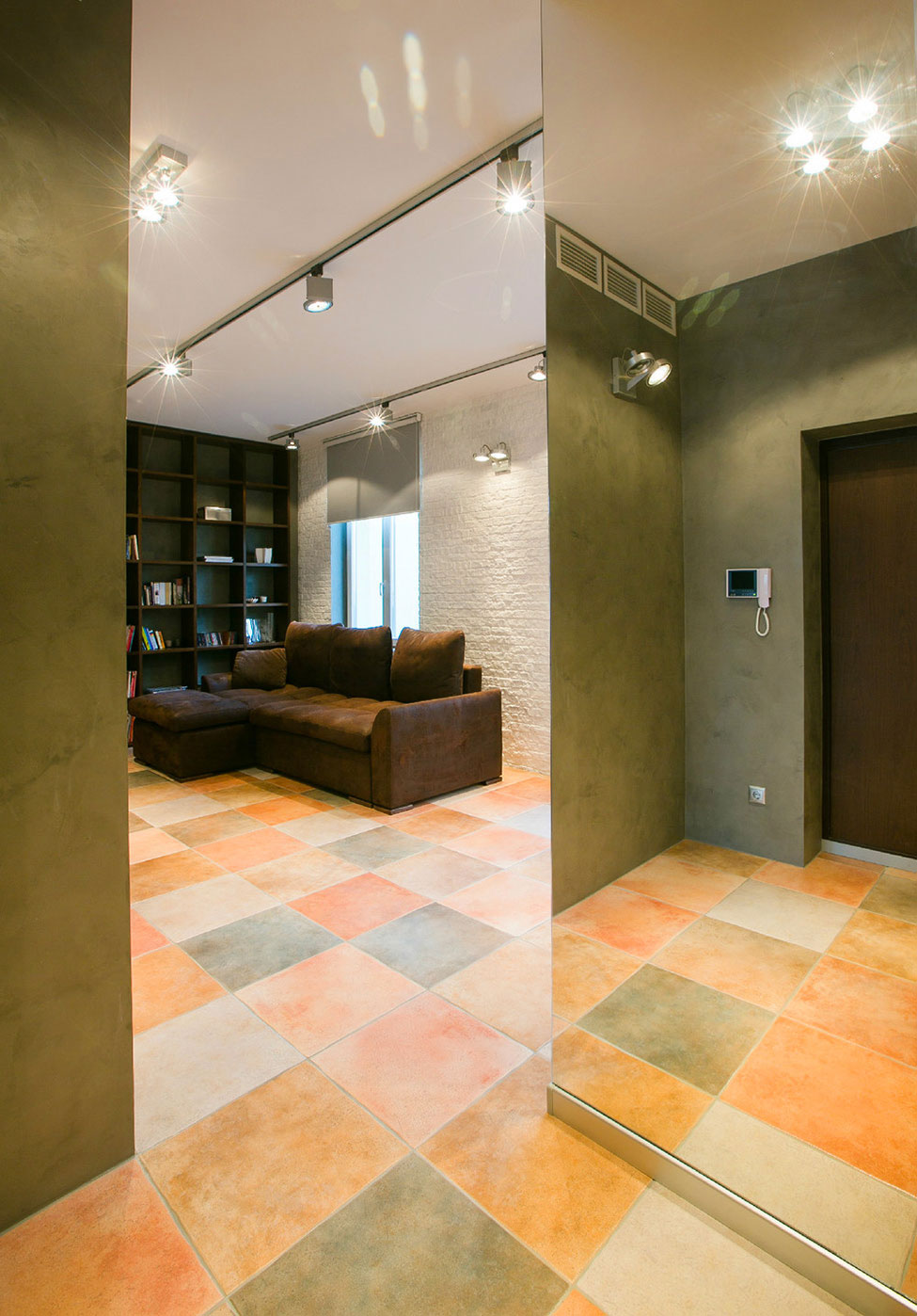 A Contemporary Minimalist Loft with High-Tech Elements in St. Petersburg by Mariya Vasilenko (4)