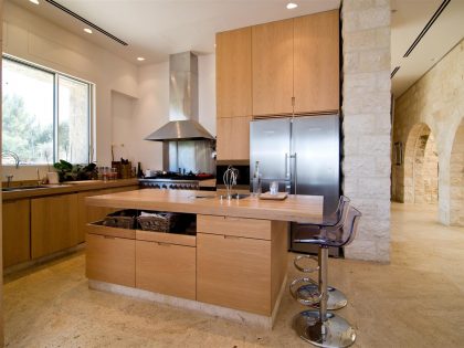 A Contemporary Stone House with Rough and Rustic Elements in Jerusalem, Israel by eran chehanowitz (10)
