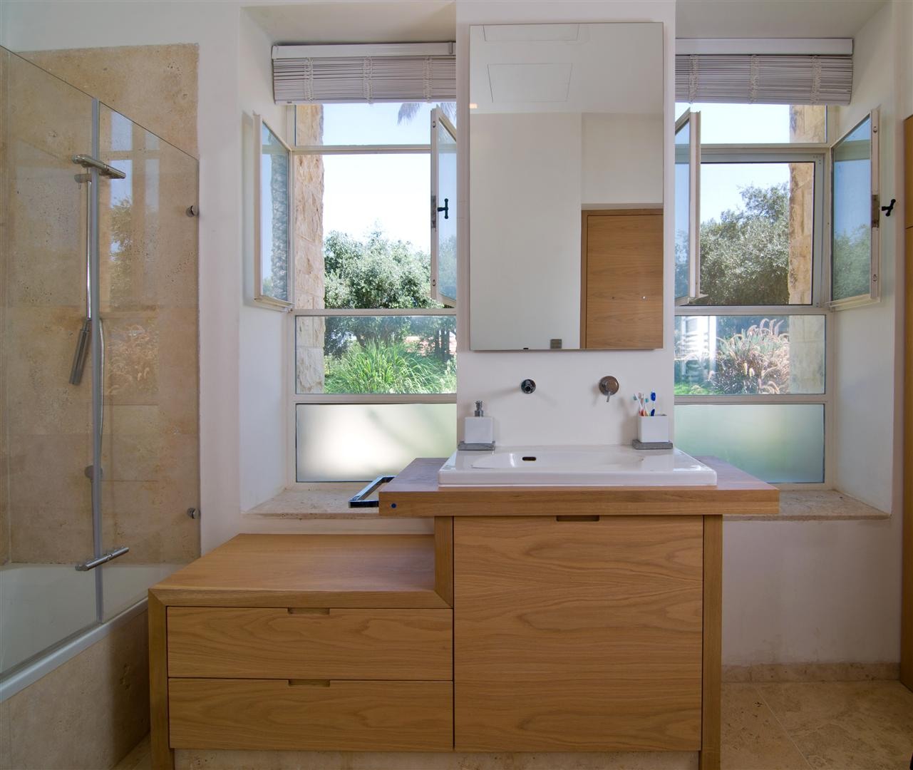 A Contemporary Stone House with Rough and Rustic Elements in Jerusalem, Israel by eran chehanowitz (17)