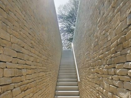 A Contemporary Vacation Home Surrounded by Perfect Landscaping and Green Rolling Grass in Cotswolds, England by Found Associates (13)