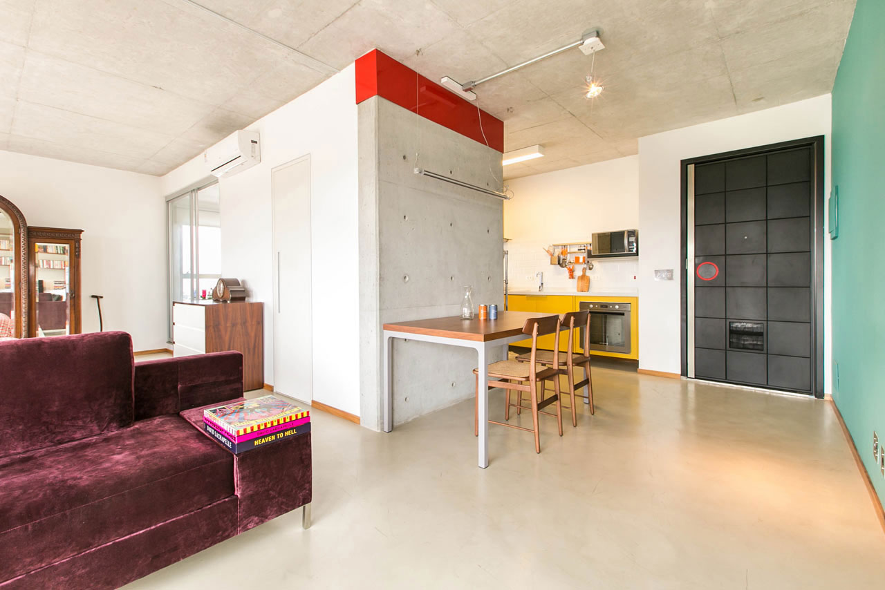 A Colorful and Comfortable Modern Apartment Full of Raw Materials in São Paulo by DT estúdio arquitetura (5)