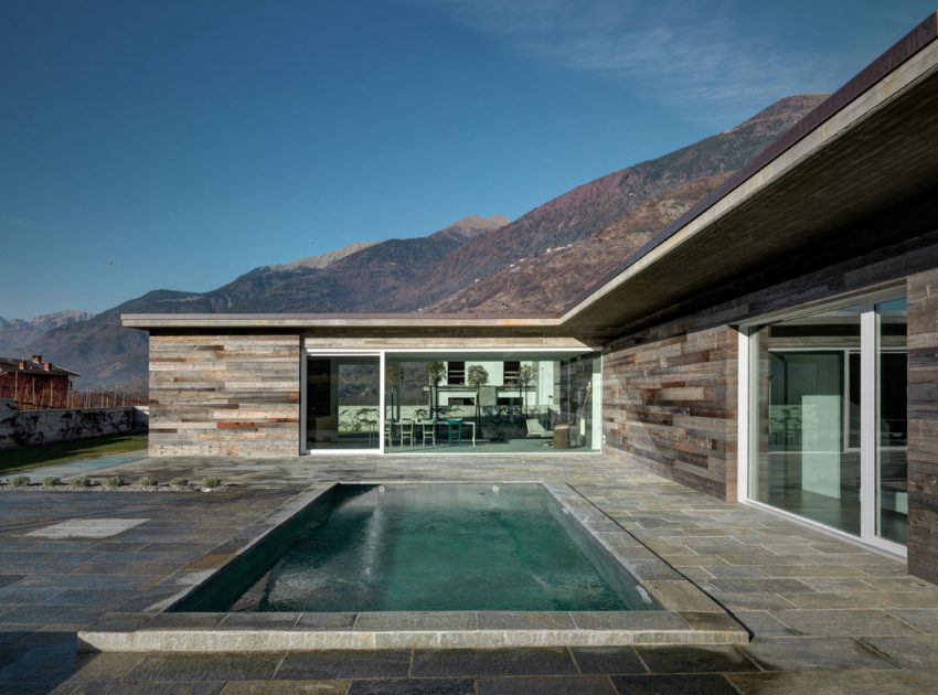 A Cozy Modern Stone Home Nestled in the Wonderful Mountains of Sondrio, Italy by Rocco Borromini (1)