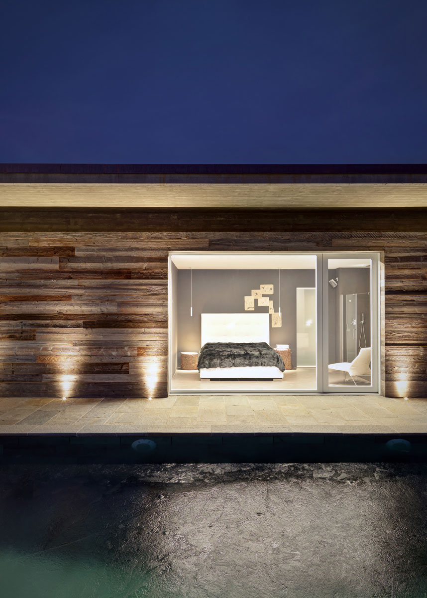 A Cozy Modern Stone Home Nestled in the Wonderful Mountains of Sondrio, Italy by Rocco Borromini (21)