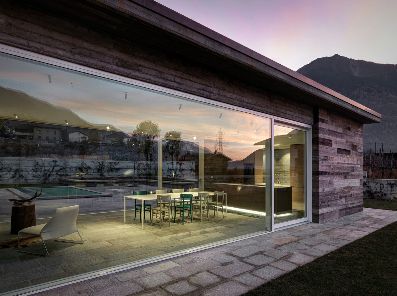A Cozy Modern Stone Home Nestled in the Wonderful Mountains of Sondrio, Italy by Rocco Borromini (23)