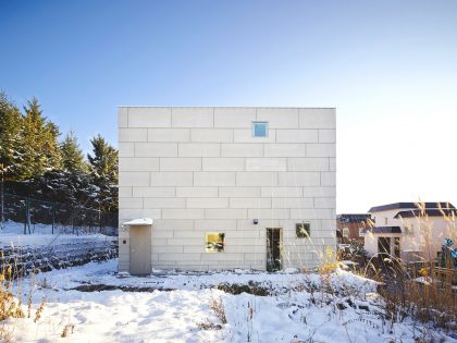 A Cozy and Bright Modern House with Two Twisting Staircases in Sapporo, Japan