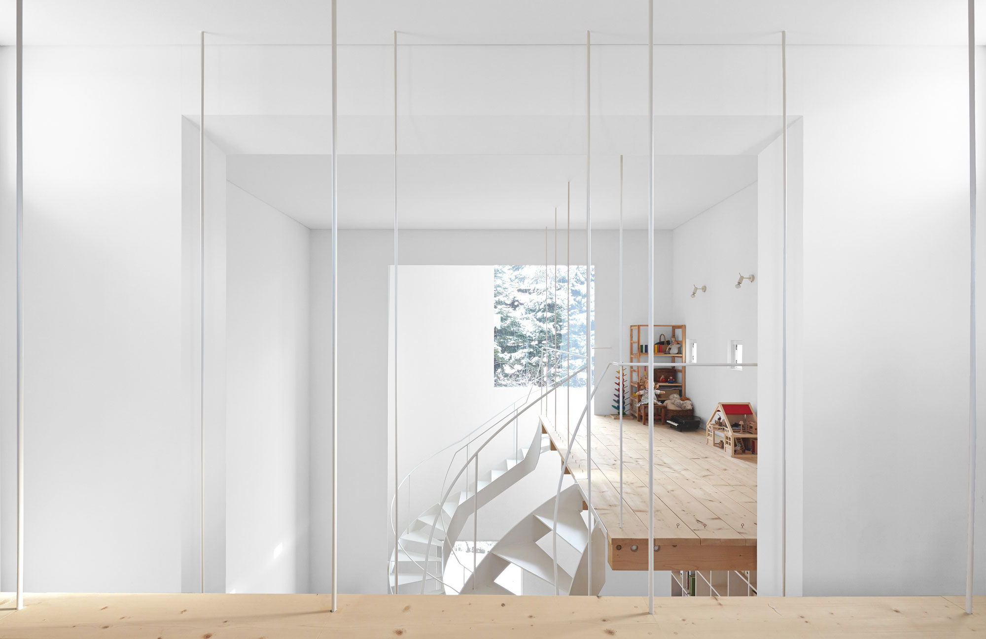 A Cozy and Bright Modern House with Two Twisting Staircases in Sapporo, Japan by Jun Igarashi Architects (12)