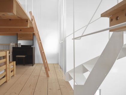 A Cozy and Bright Modern House with Two Twisting Staircases in Sapporo, Japan by Jun Igarashi Architects (13)