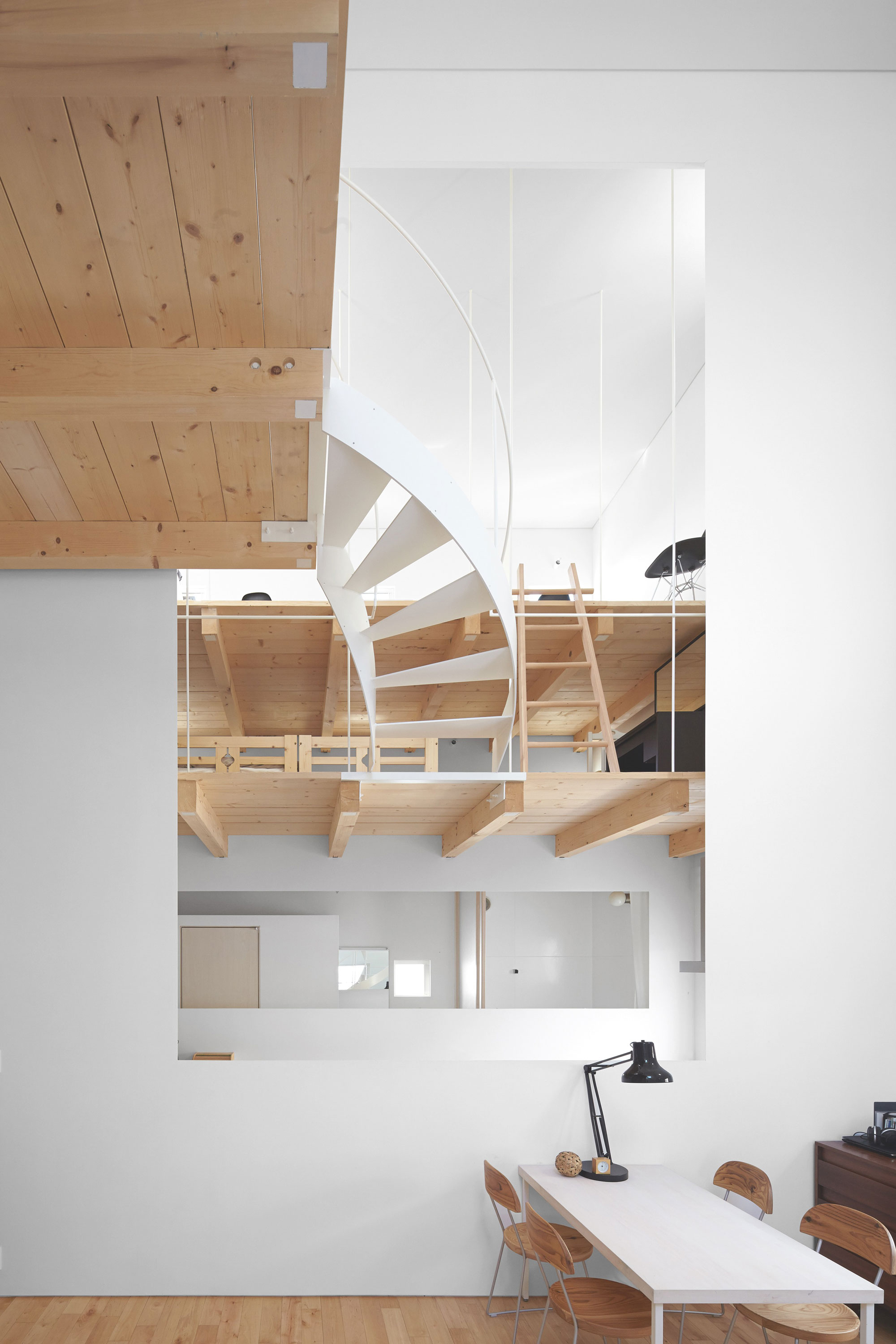 A Cozy and Bright Modern House with Two Twisting Staircases in Sapporo, Japan by Jun Igarashi Architects (6)