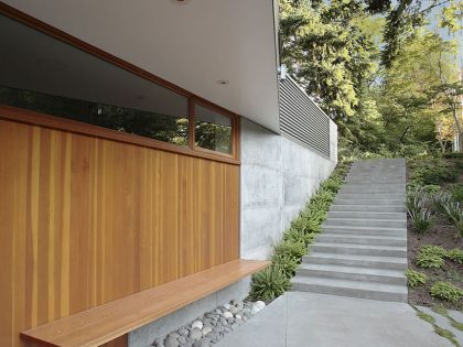 A Cozy and Luminous Modern Home Full of Concrete and Wood Elements in Seattle by SHED Architecture & Design (4)