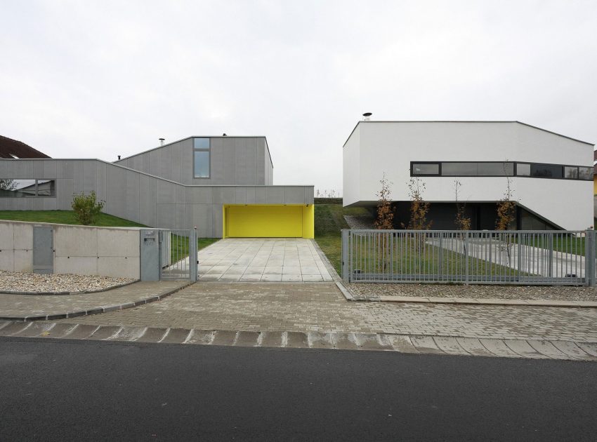 A Cozy and Luxurious Modern House for an Elderly Couple in Banská Bystrica, Slovakia by Pauliny Hovorka Architekti (1)