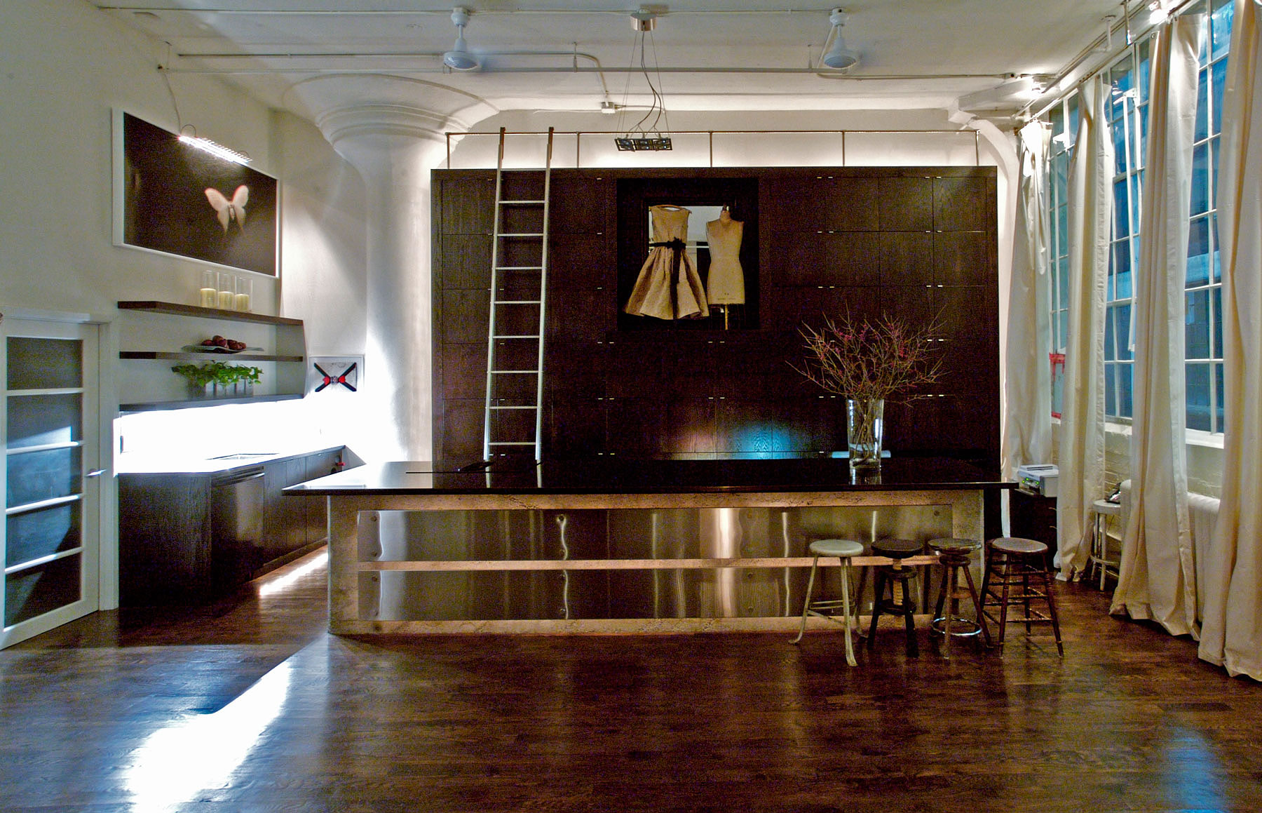 A Former Chewing Gum Factory Converted into a Beautiful Loft Apartment in Toronto by Dennis Dorion and Dorion Scott (7)