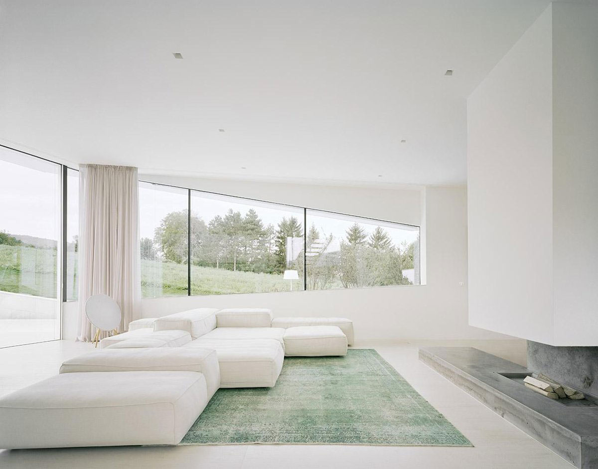 A Futuristic Modern White Home with Sleek and Stunning Views in Vienna by Project A01 Architects (15)