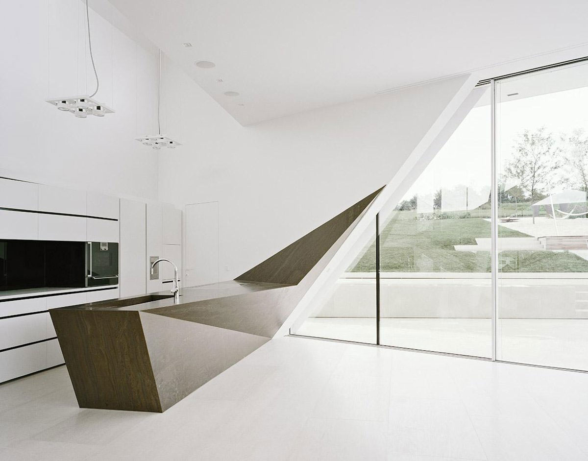 A Futuristic Modern White Home with Sleek and Stunning Views in Vienna by Project A01 Architects (18)