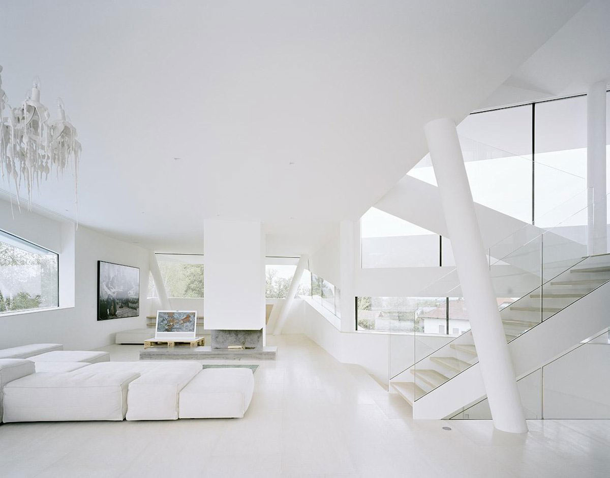 A Futuristic Modern White Home with Sleek and Stunning Views in Vienna by Project A01 Architects (19)