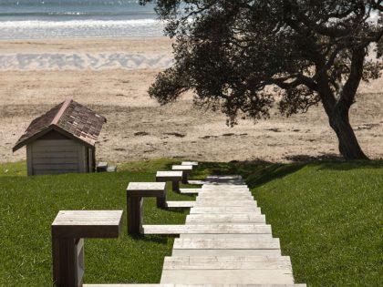 A Geometric Modern Beachfront Home Composed of Three Separate Structures in New Zealand by Athfield Architects (11)