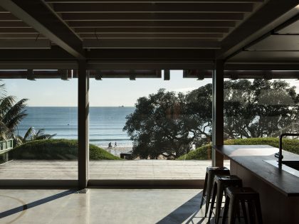 A Geometric Modern Beachfront Home Composed of Three Separate Structures in New Zealand by Athfield Architects (14)