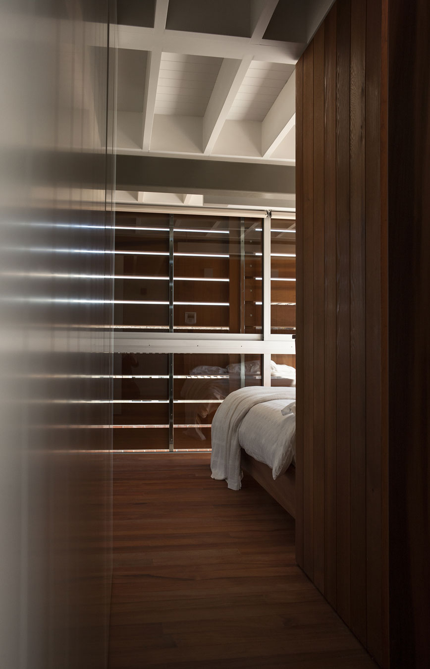 A Geometric Modern Beachfront Home Composed of Three Separate Structures in New Zealand by Athfield Architects (25)