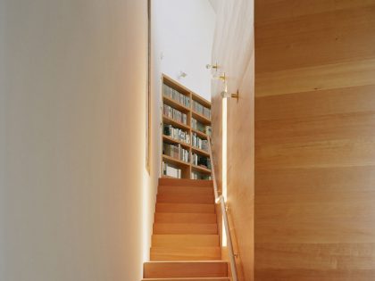 A Home with Stylish Library and Writing Studio for an Architectural Historian in Bellport by Andrew Berman Architect (10)