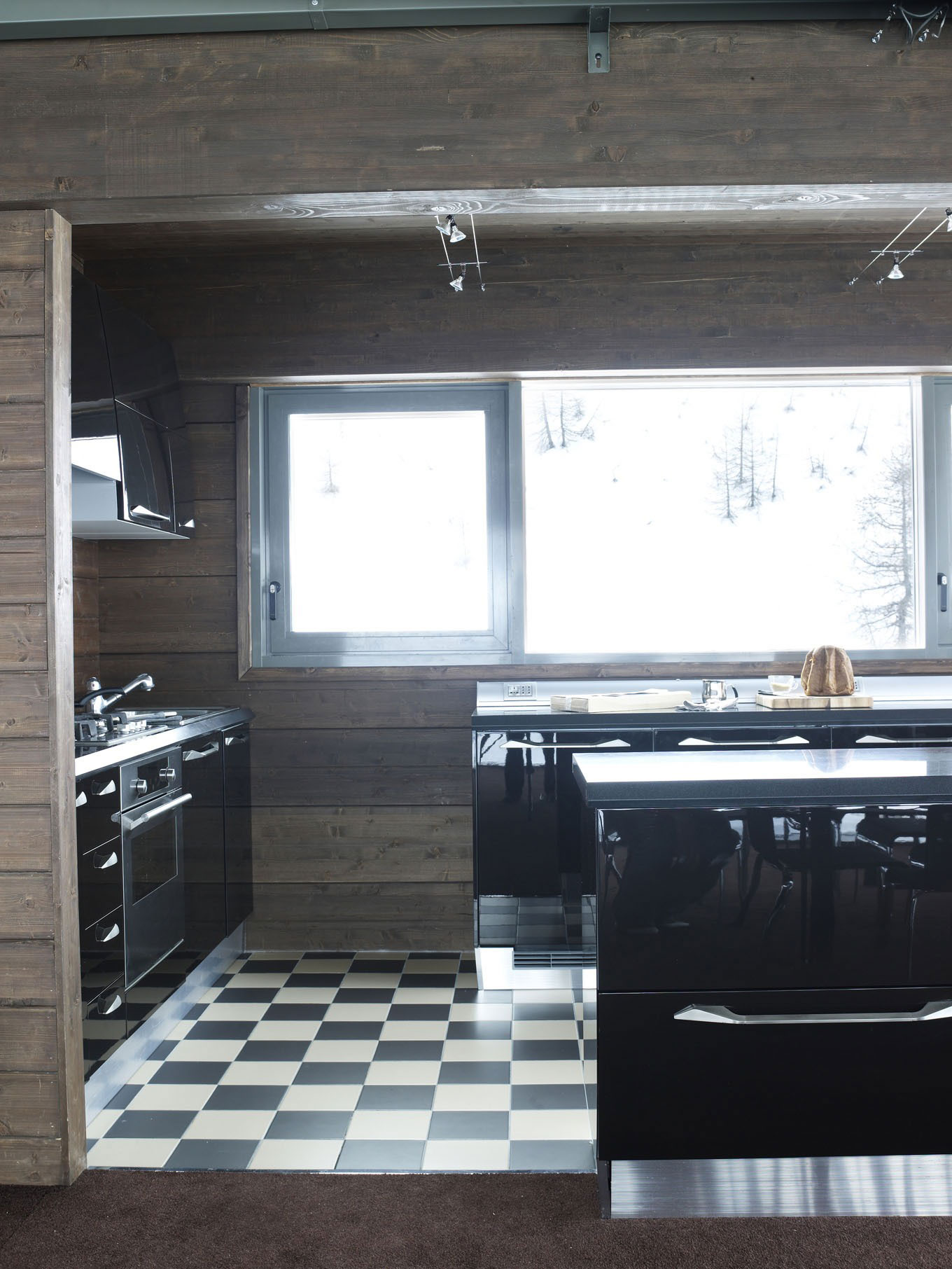 A Lovely Contemporary Cottage Surrounded by Dense Forest with Snowy Mountains of Cesana Torinese by CON3STUDIO (19)