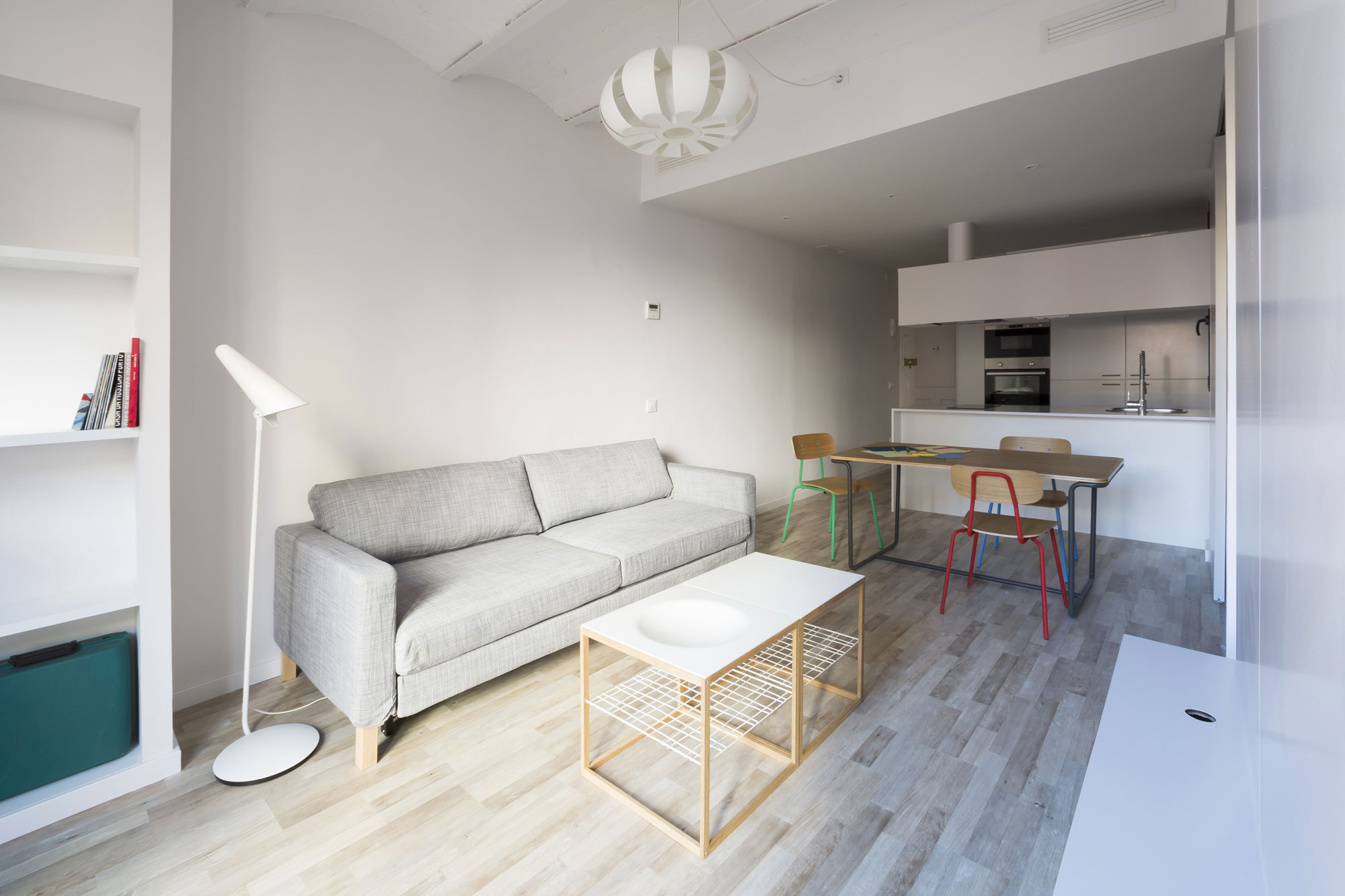 A Luminous Apartment with Clean and Fresh Interiors in Barcelona, Spain by Nook Architects (1)