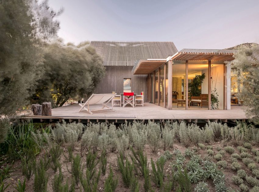 A Luminous and Spacious Home for a Retired Couple in Mordoğan, Turkey by Onur Teke (13)