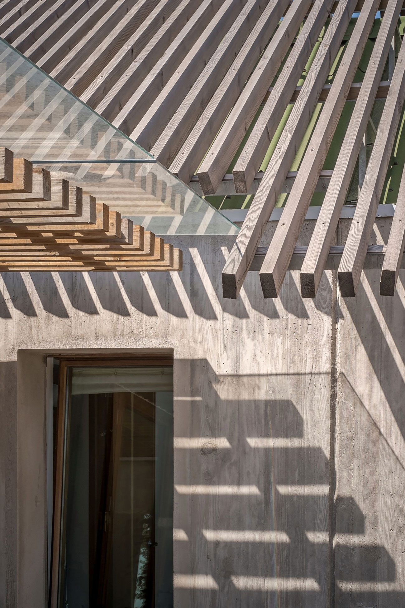 A Luminous and Spacious Home for a Retired Couple in Mordoğan, Turkey by Onur Teke (7)