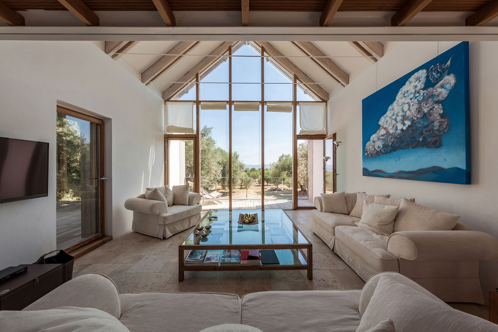 A Luminous and Spacious Home for a Retired Couple in Mordoğan, Turkey by Onur Teke (9)